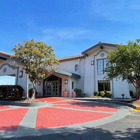 Travelodge By Wyndham Tuscaloosa Ngoại thất bức ảnh