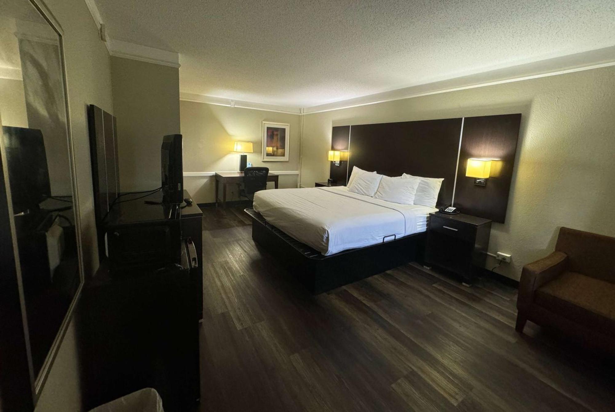 Travelodge By Wyndham Tuscaloosa Ngoại thất bức ảnh