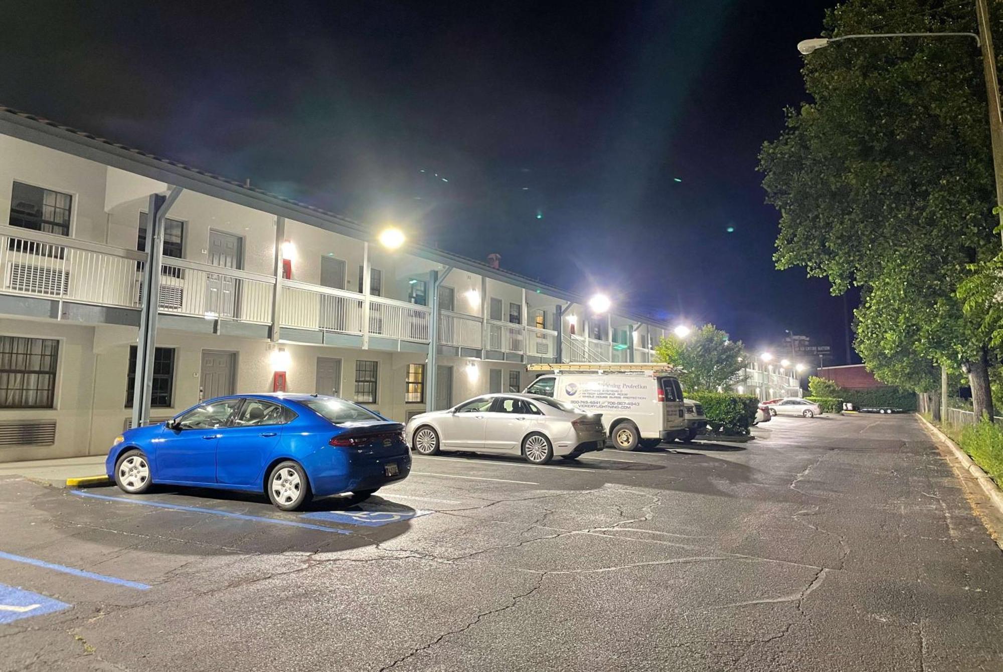 Travelodge By Wyndham Tuscaloosa Ngoại thất bức ảnh