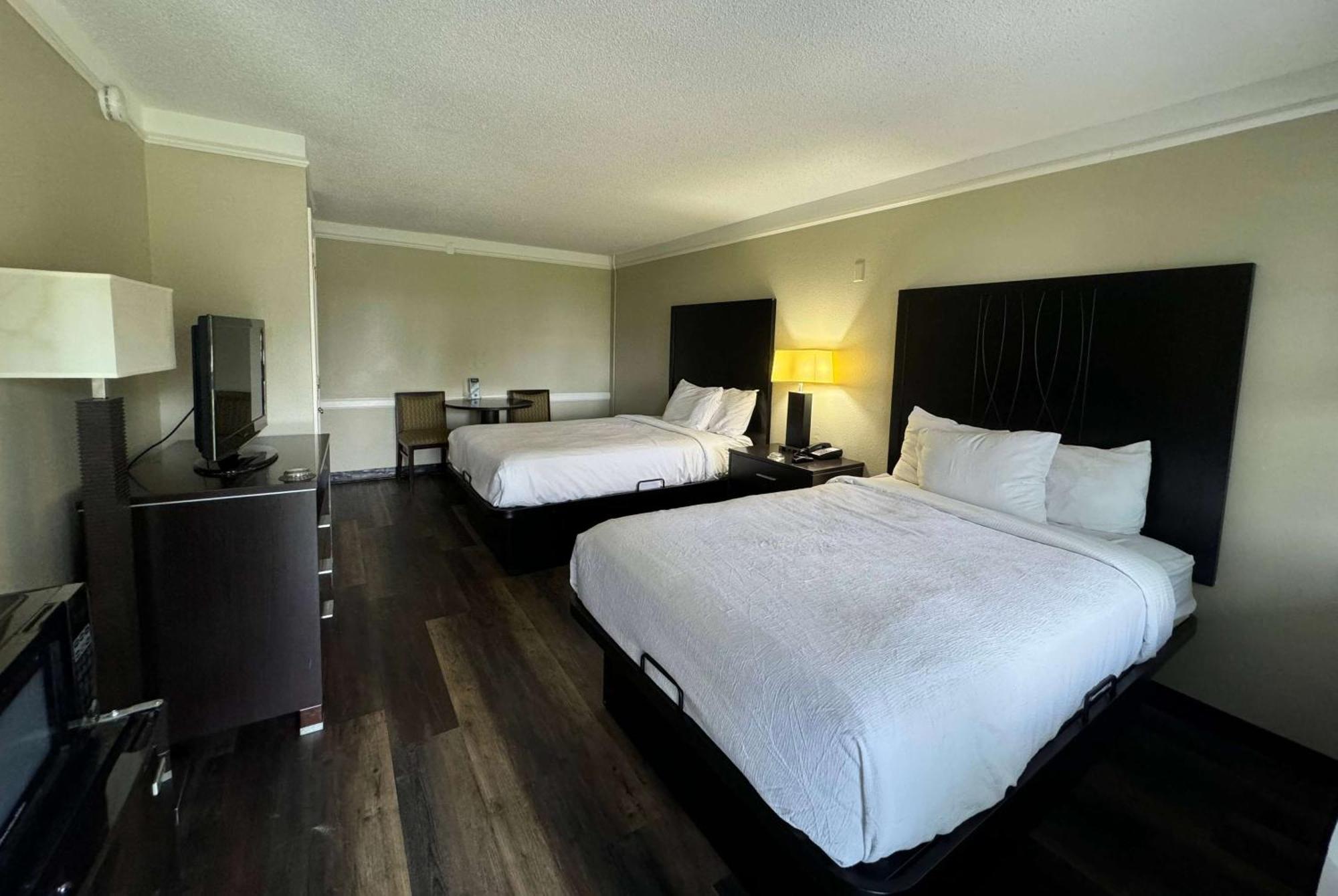 Travelodge By Wyndham Tuscaloosa Ngoại thất bức ảnh