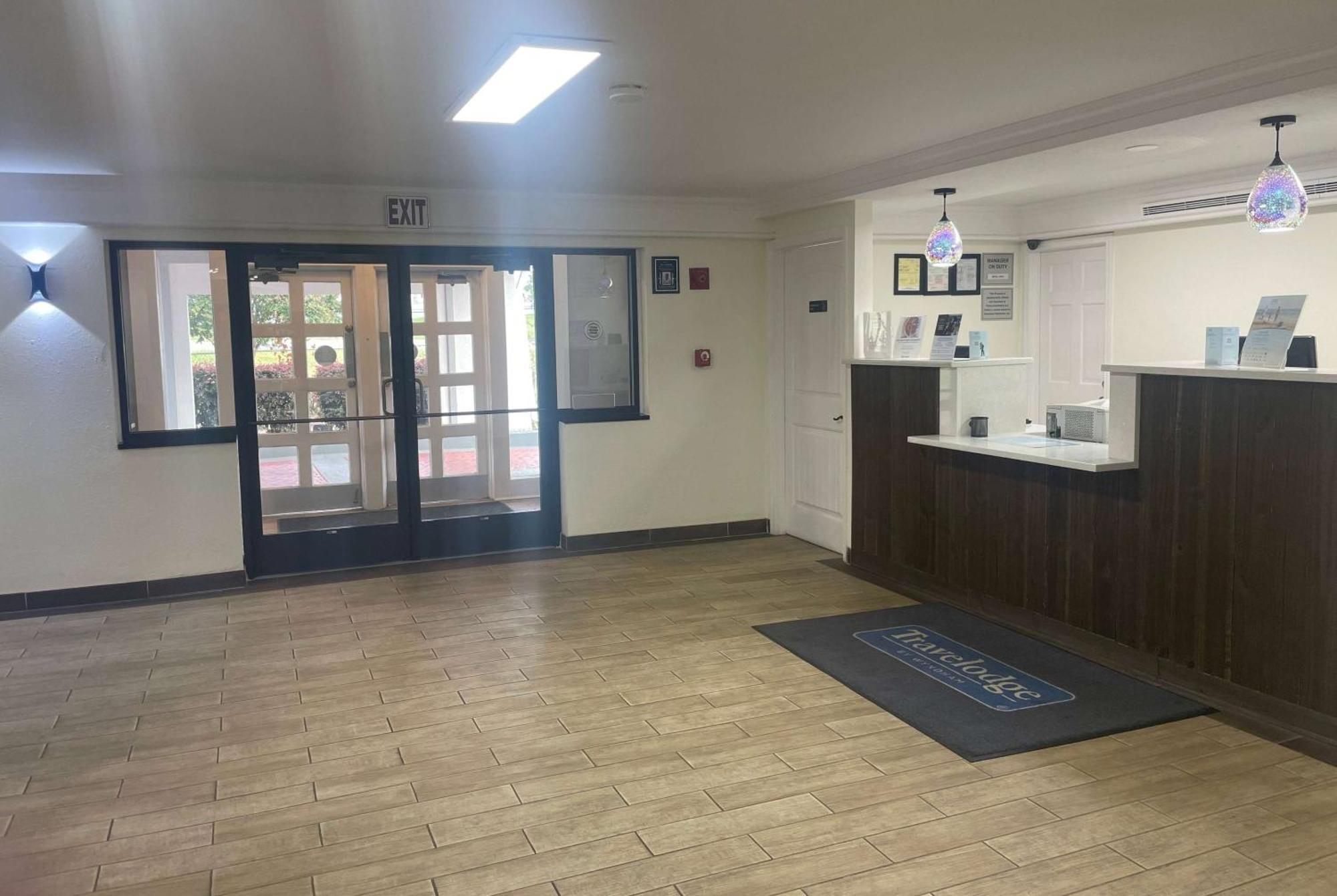 Travelodge By Wyndham Tuscaloosa Ngoại thất bức ảnh