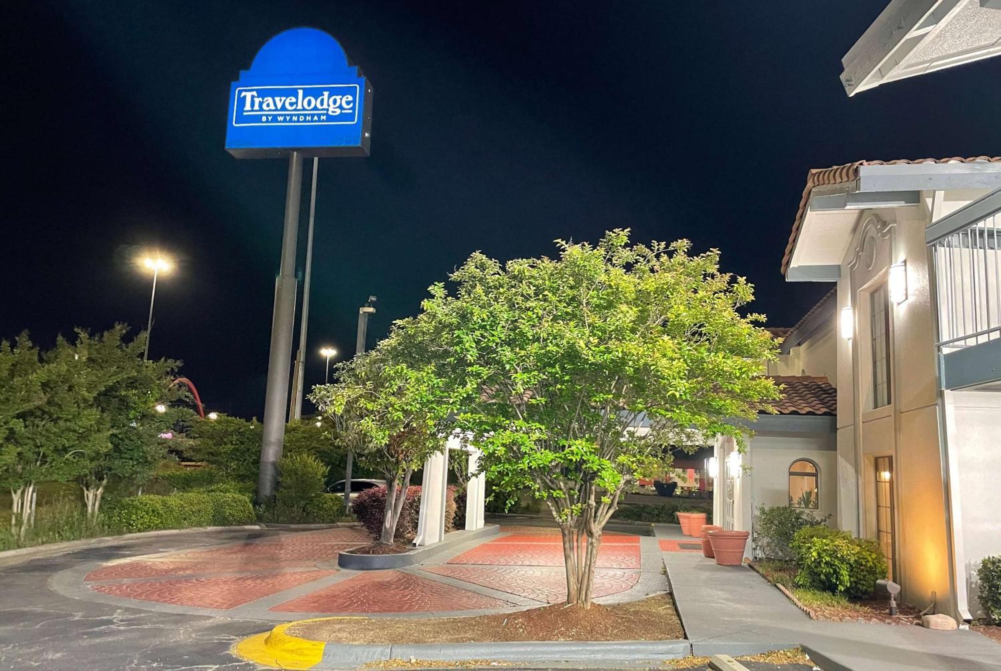 Travelodge By Wyndham Tuscaloosa Ngoại thất bức ảnh